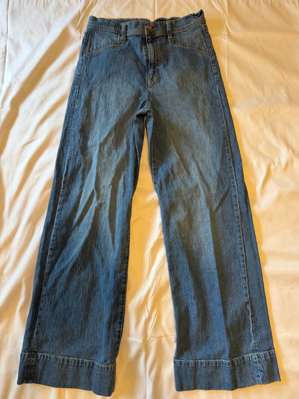 GAP Classic women’s Blue Jeans